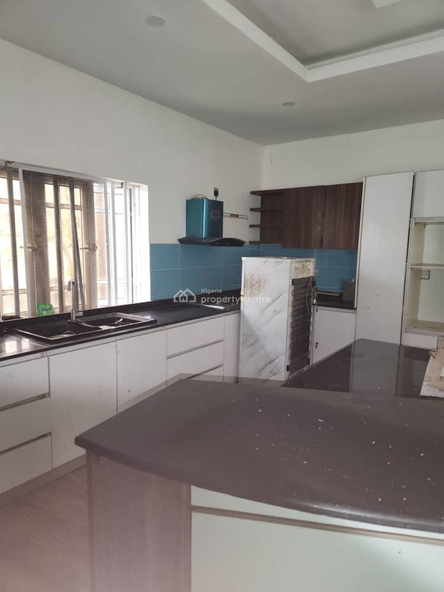 Spacious 1-bedroom Mini Flat Upstairs with Personal Open Plan Kitchen, Lekki, Lagos, Mini Flat (room and Parlour) for Rent