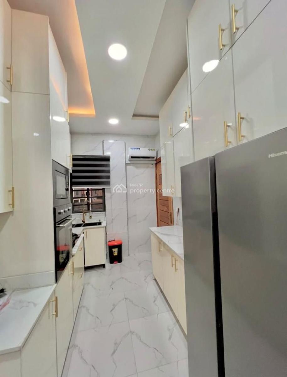 3 Bedroom Apartment at Lekki Phase -, Freedom Way, Lekki Phase 1, Lekki, Lagos, Flat / Apartment Short Let