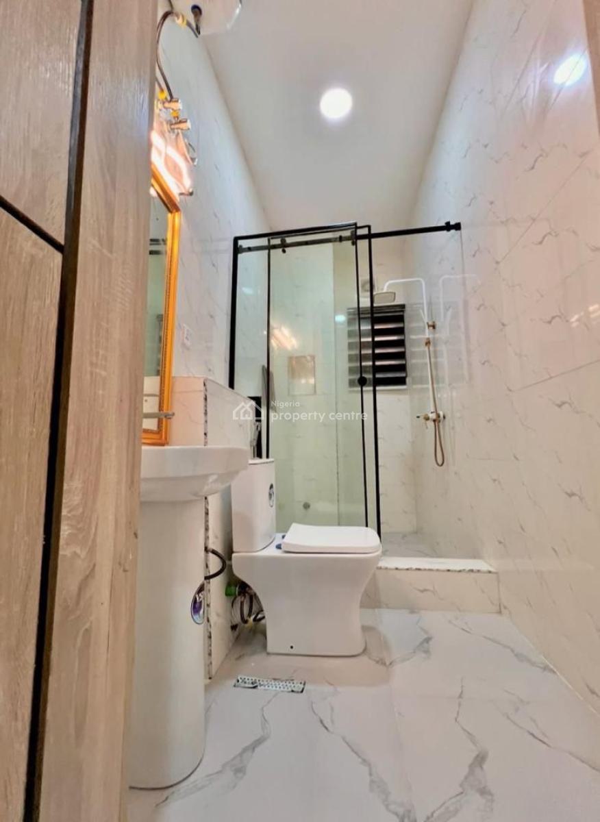 3 Bedroom Apartment at Lekki Phase -, Freedom Way, Lekki Phase 1, Lekki, Lagos, Flat / Apartment Short Let