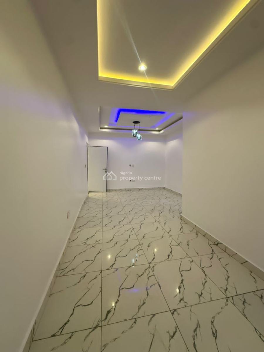 Nice 4 Beds Gated Semidetached  Duplex & Bq with a Private Compound, Lugbe, Lugbe District, Abuja, House for Sale