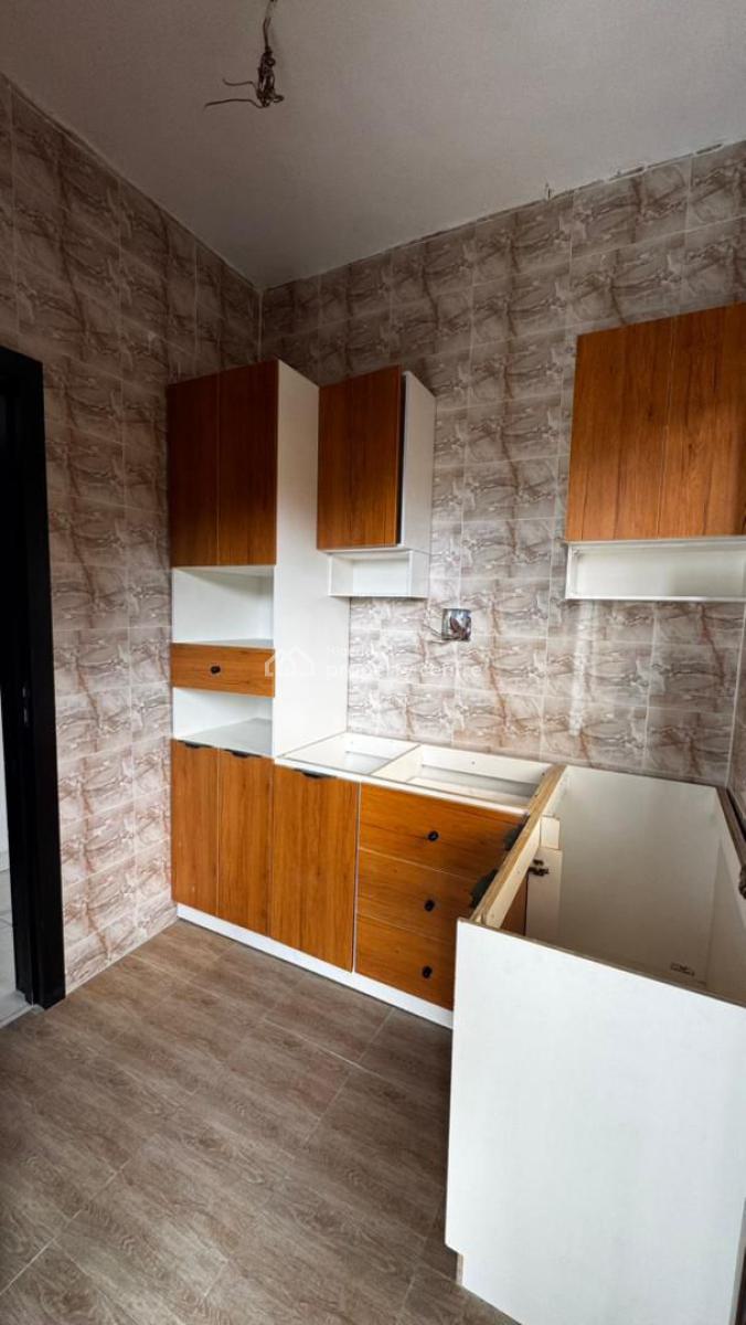 Ideal 2 Bedroom Apartment in a Serene Neighborhood with Easy Accessibi, Sawmill Gbagada, Gbagada, Lagos, Flat / Apartment for Sale