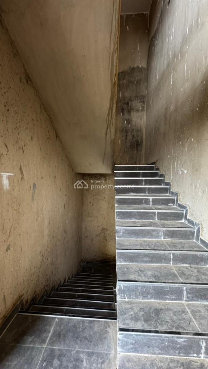 Ideal 2 Bedroom Apartment in a Serene Neighborhood with Easy Accessibi, Sawmill Gbagada, Gbagada, Lagos, Flat / Apartment for Sale