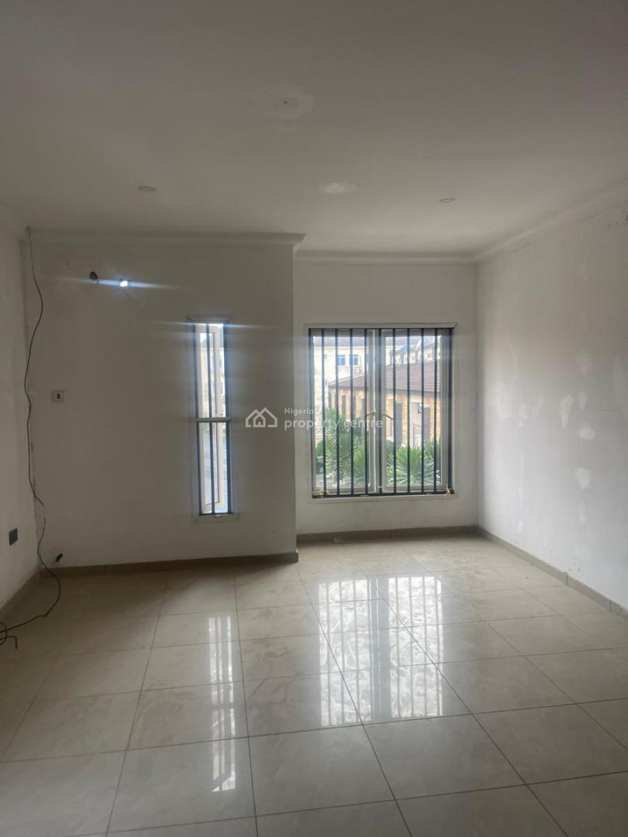 Standard  4 Bedroom Terrace with Bq, Osakpa London, Lekki, Lagos, House for Rent