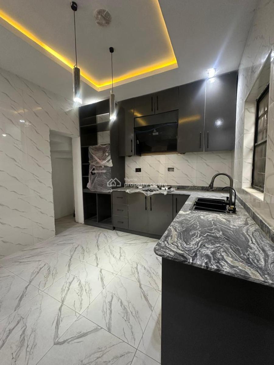 Modern 3 Bedroom Terrace + Bq, Ikota, Lekki, Lagos, Flat / Apartment for Sale