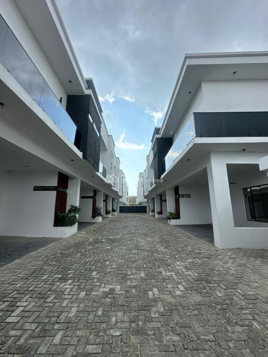 Modern 3 Bedroom Terrace + Bq, Ikota, Lekki, Lagos, Flat / Apartment for Sale