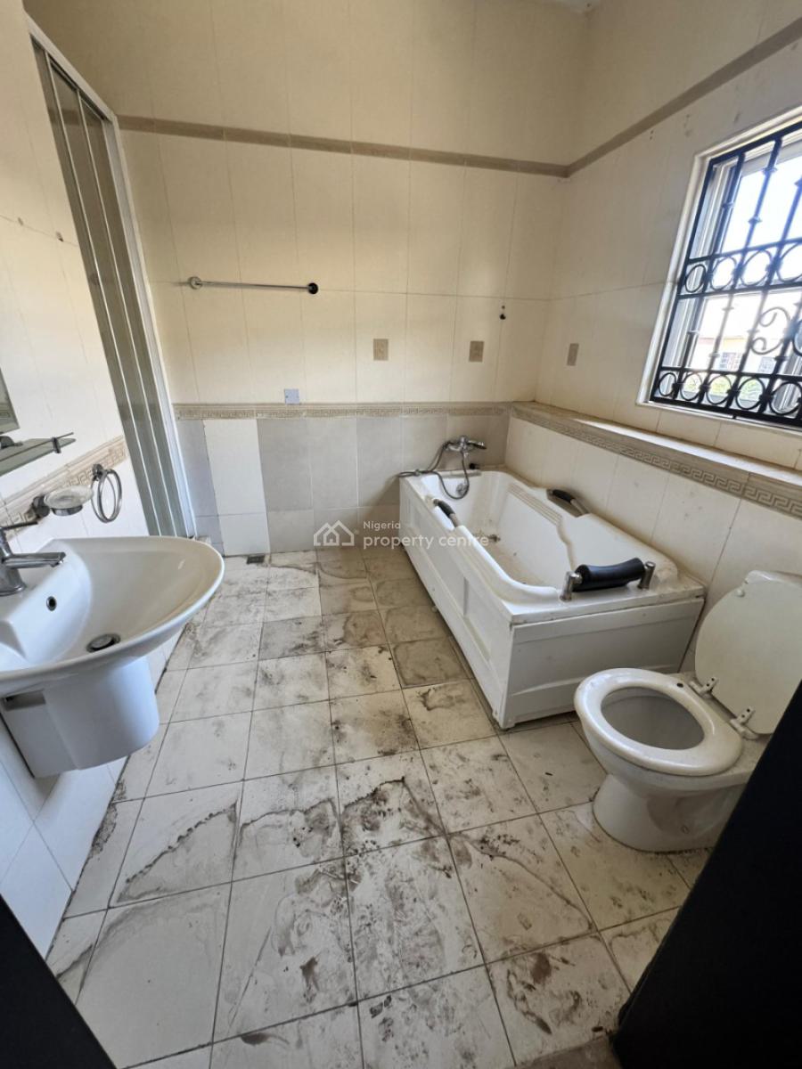 Luxurious 3-bedroom Semi-detached Duplex, Complete with a Bq, Maitama District, Abuja, Semi-detached Duplex for Sale