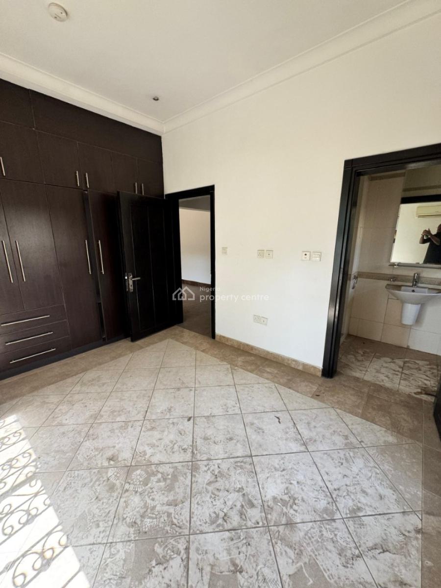 Luxurious 3-bedroom Semi-detached Duplex, Complete with a Bq, Maitama District, Abuja, Semi-detached Duplex for Sale