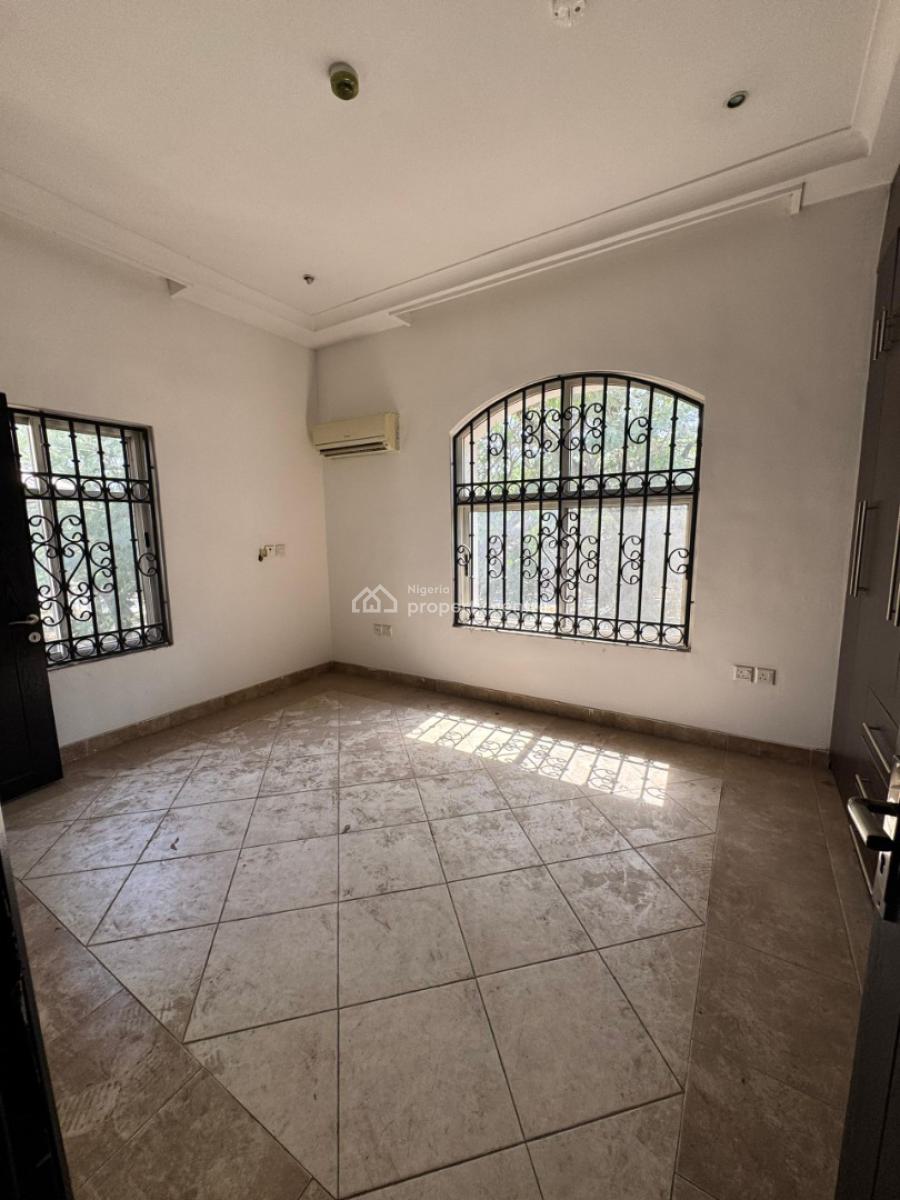 Luxurious 3-bedroom Semi-detached Duplex, Complete with a Bq, Maitama District, Abuja, Semi-detached Duplex for Sale