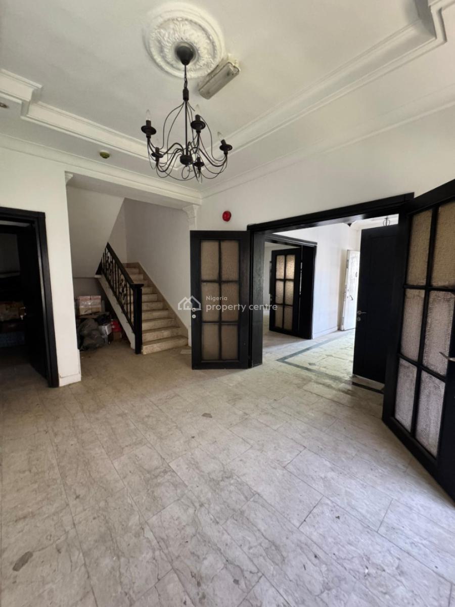 Luxurious 3-bedroom Semi-detached Duplex, Complete with a Bq, Maitama District, Abuja, Semi-detached Duplex for Sale