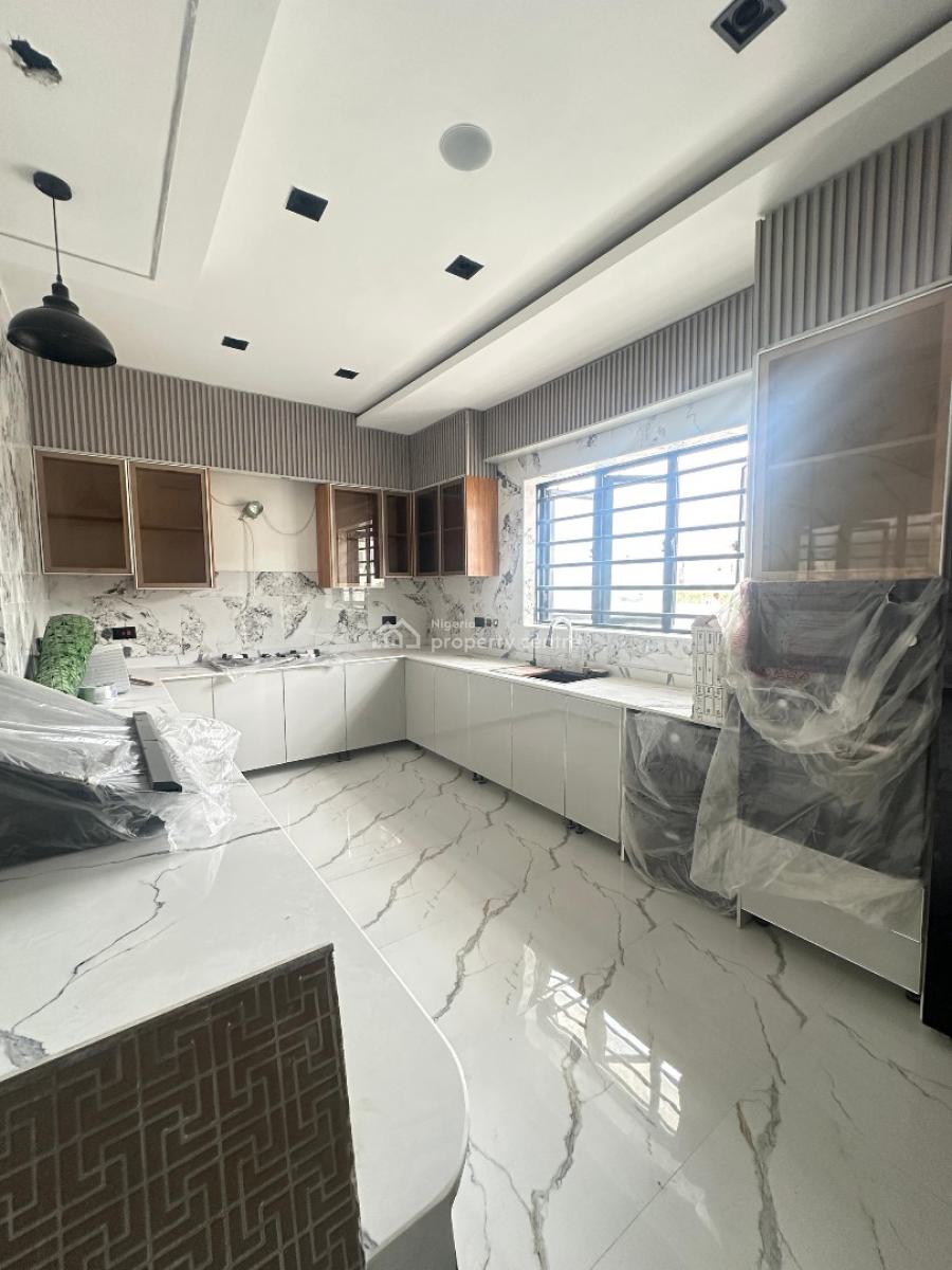 Spacious 5 Bedroom Detached with Bq, Rooftop Terrace and Swimming Pool, Lekki Phase 1, Lekki, Lagos, Detached Duplex for Sale