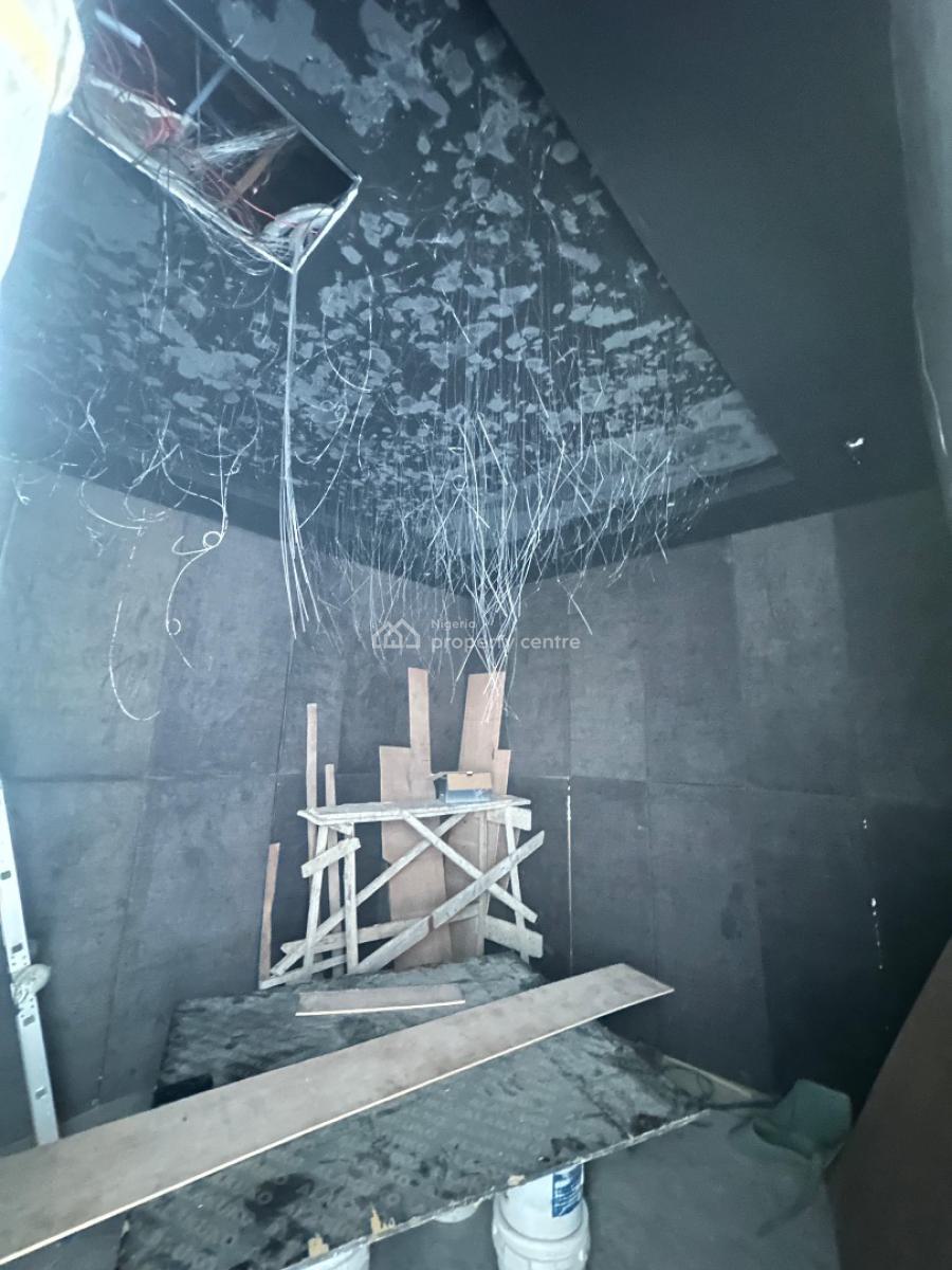 Spacious 5 Bedroom Detached with Bq, Rooftop Terrace and Swimming Pool, Lekki Phase 1, Lekki, Lagos, Detached Duplex for Sale