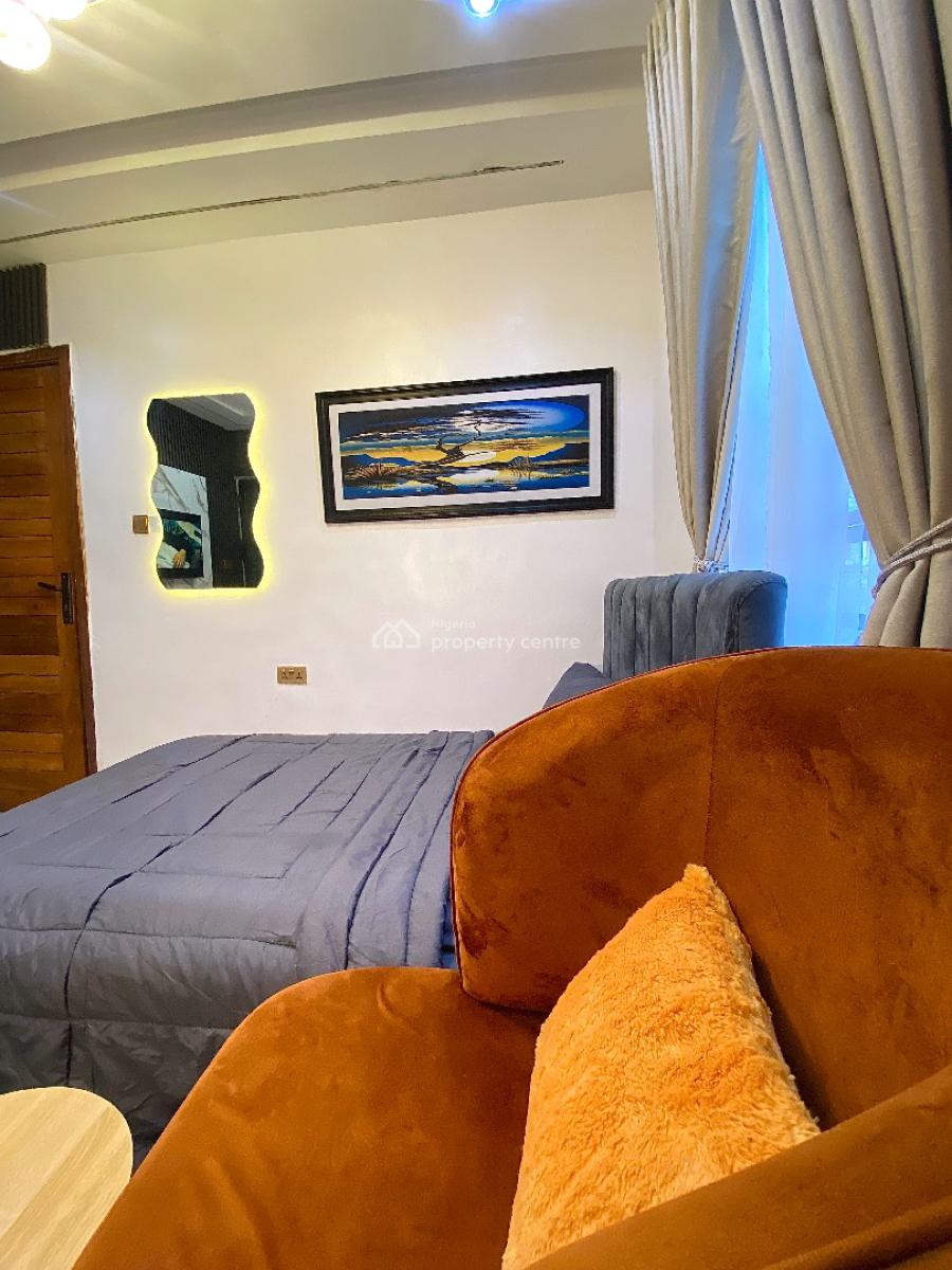 Affordable Studio Apartment with High Speed Internet, Shomolu, Lagos, Flat / Apartment Short Let