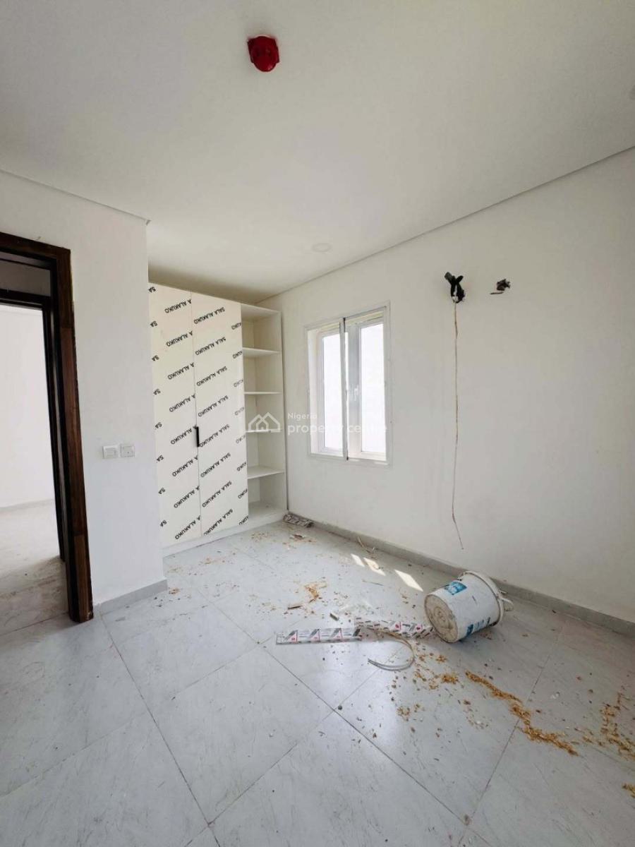 Luxury 5 Bedroom Semi-detached House with Bq, Twin Lake Estate, Lekki, Lagos, Semi-detached Duplex for Rent