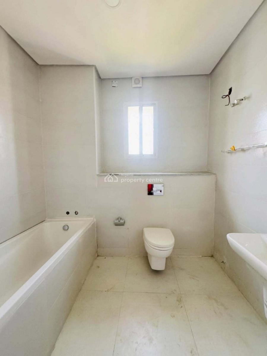 Luxury 5 Bedroom Semi-detached House with Bq, Twin Lake Estate, Lekki, Lagos, Semi-detached Duplex for Rent