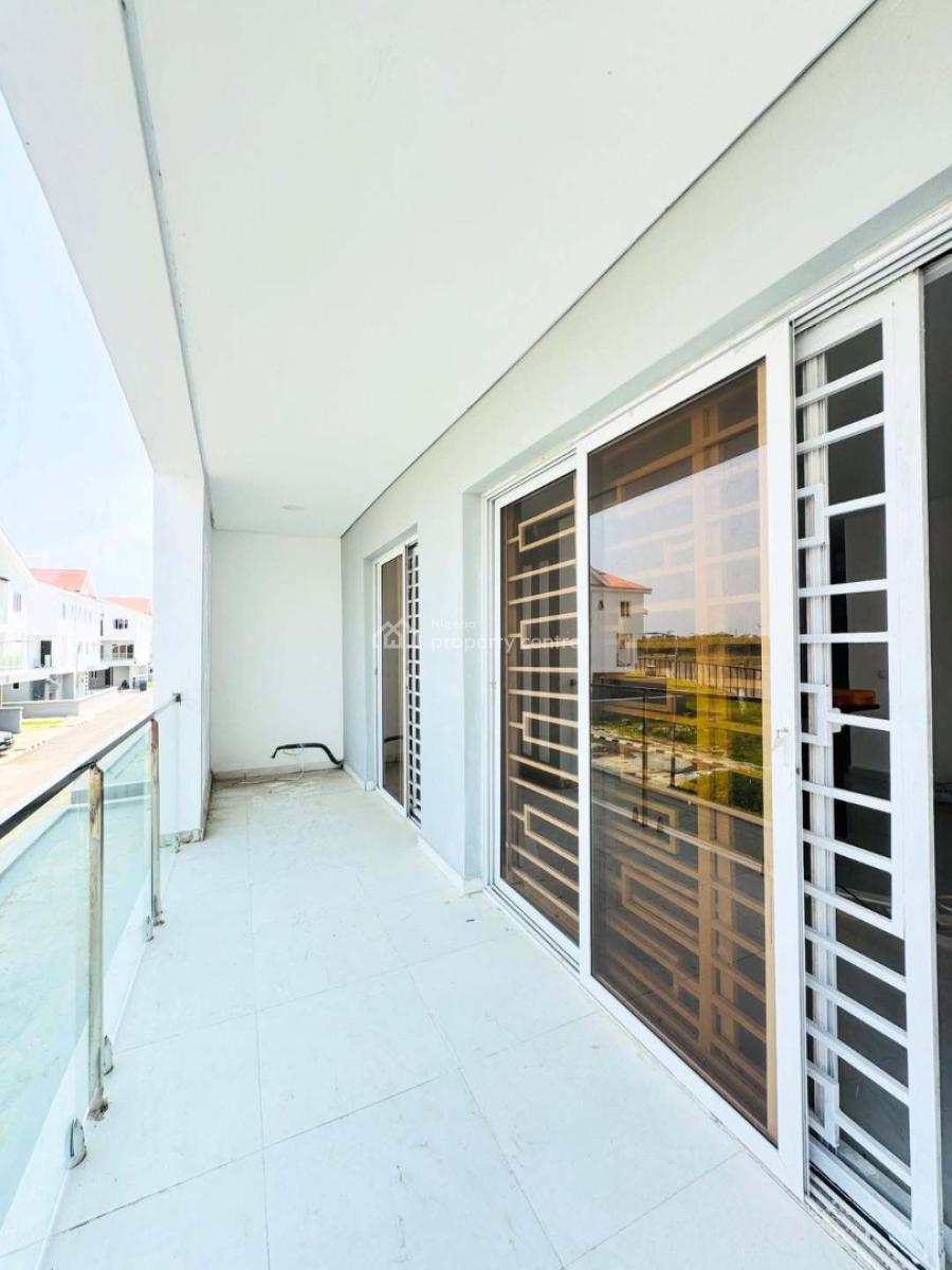 Luxury 5 Bedroom Semi-detached House with Bq, Twin Lake Estate, Lekki, Lagos, Semi-detached Duplex for Rent