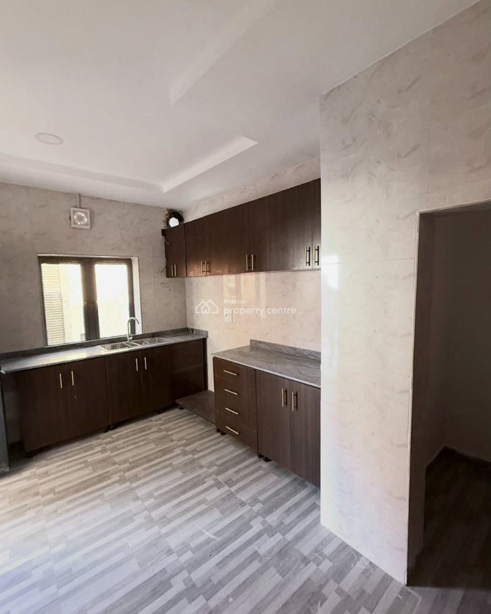 Brand New 3 Bedroom Flat in Prime Location, Wuye, Abuja, Flat / Apartment for Sale