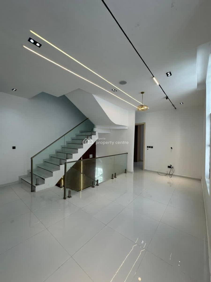 Exquisitely Detailed 5 Bedroom Fully Detached Duplex with Gym and Bq, Chevron, Lekki, Lagos, Detached Duplex for Sale