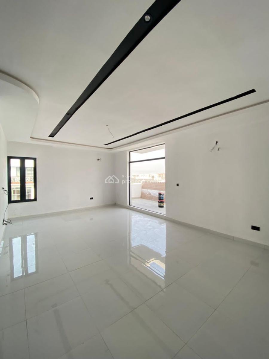 Well  Built 3 Bedroom Penthouse with Communal Pool in a Secure Estate, Ikate, Lekki, Lagos, House for Sale