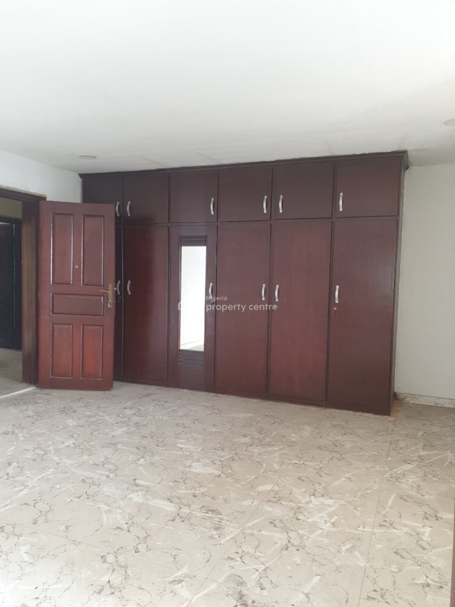 Spacious Self Contain Shared Apartment in a Secure Estate, in a Secure Estate Just Beside Dominos Pizza/agungi, Lekki, Lagos, House for Rent
