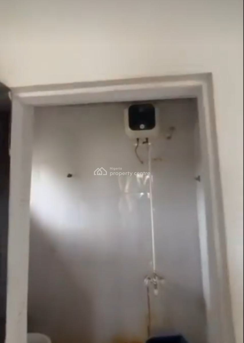 Decent 2 Bedroom, Sholuyi, Gbagada, Lagos, Flat / Apartment for Rent