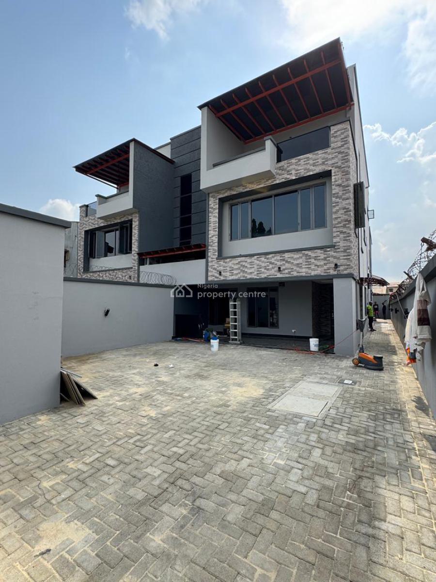Beautifully Crafted 4-bedroom Semi-detached Duplex with Bq, Boasts Luxury Features and a Secure Environment, Gbagada, Lagos, Semi-detached Duplex for Sale