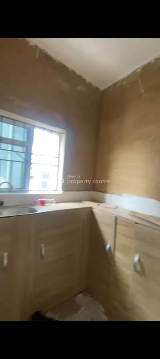 a Newly Built and Well-finished 2-bedroom Flat, Surulere, Lagos, Flat / Apartment for Rent