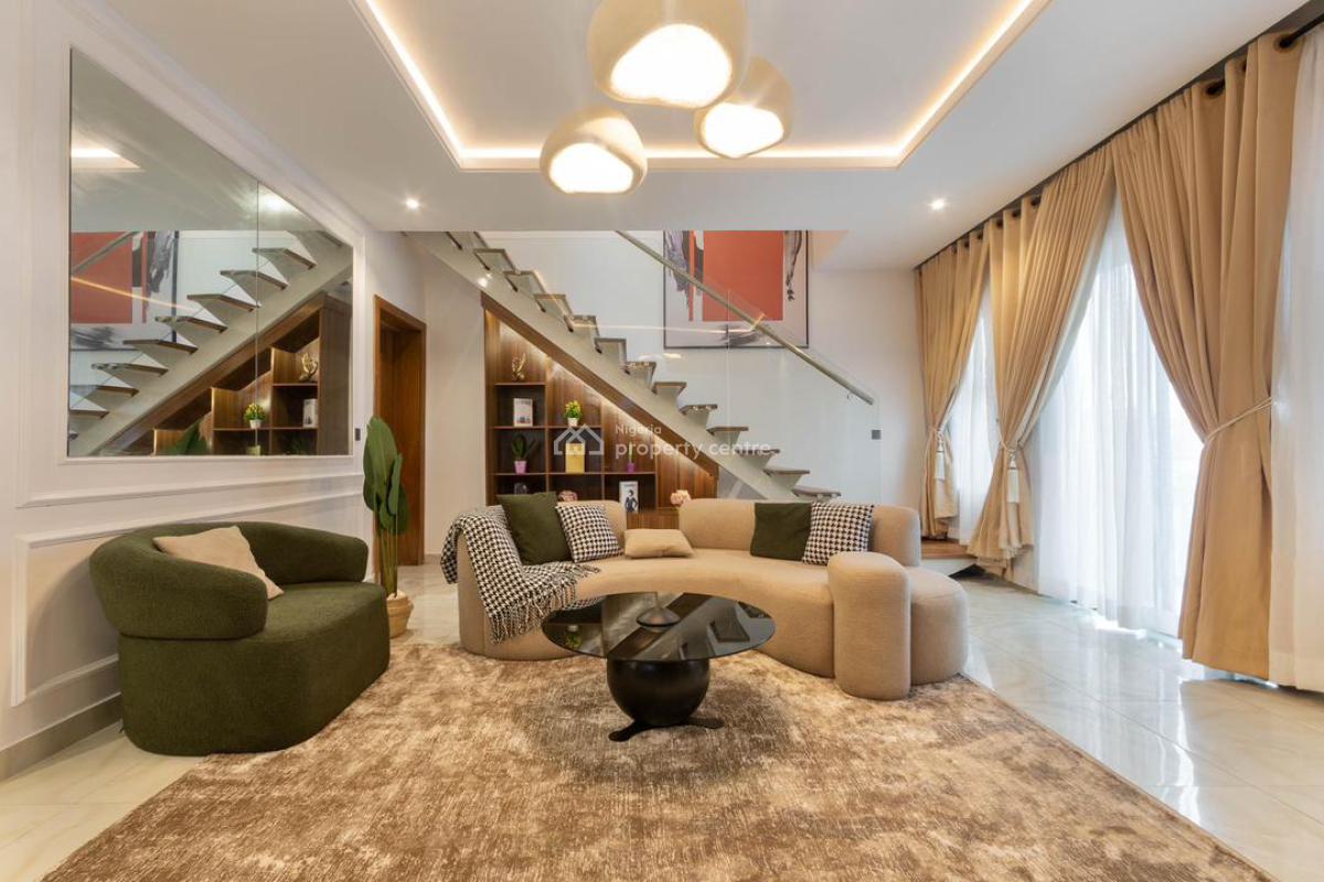 Grand Luxury 2 Bedrooms with Swimming Pool with Top-notch Amenities, Lekki Phase 1, Lekki, Lagos, Flat / Apartment Short Let