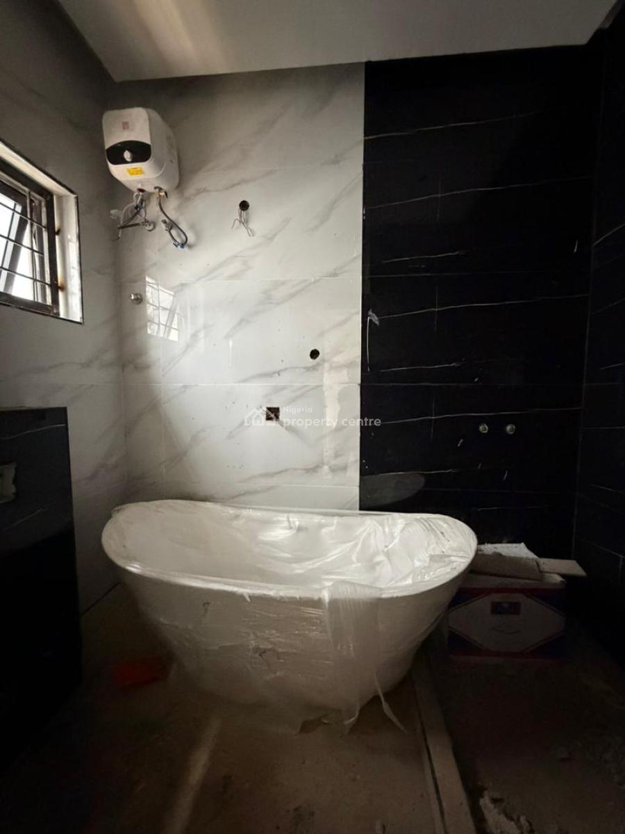 Exquisite 4 Bedroom Terrace Duplex, Secure, Well‑planned Estate Enhances Property Value, Omole Phase 2, Ikeja, Lagos, Terraced Duplex for Sale