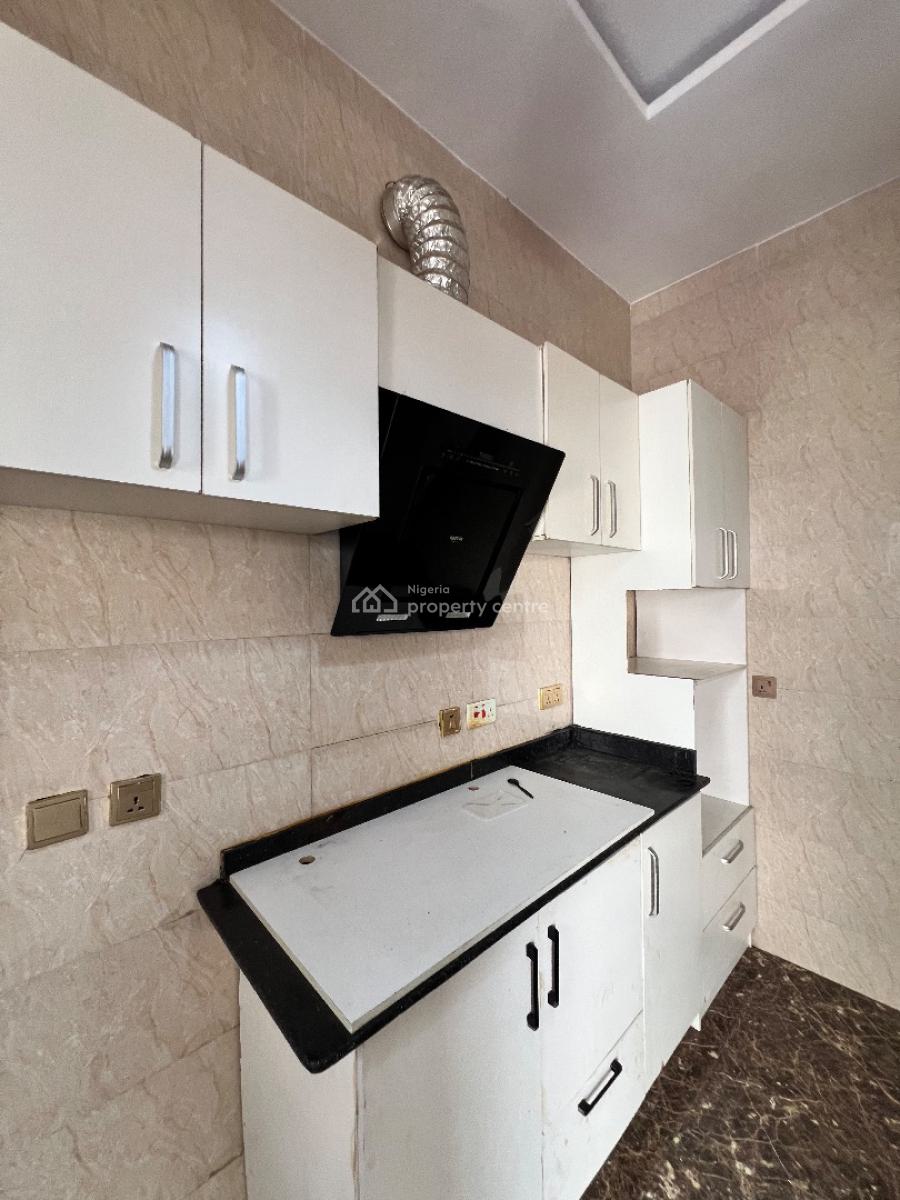 a Standard 2bedroom Flat, Pepperoni Abraham Adesunya Ajah, Lekki Phase 2, Lekki, Lagos, Flat / Apartment for Rent