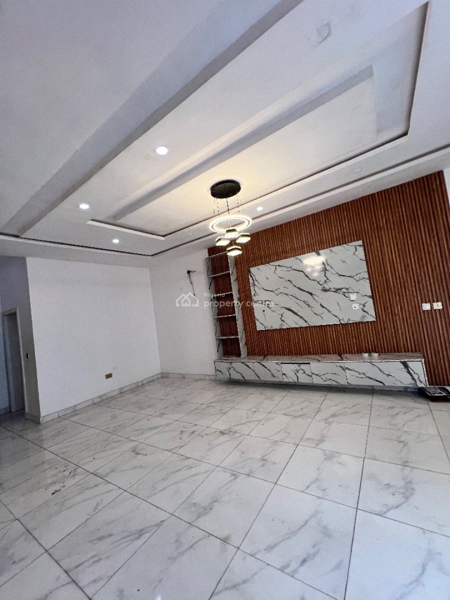 a Standard 2bedroom Flat, Pepperoni Abraham Adesunya Ajah, Lekki Phase 2, Lekki, Lagos, Flat / Apartment for Rent