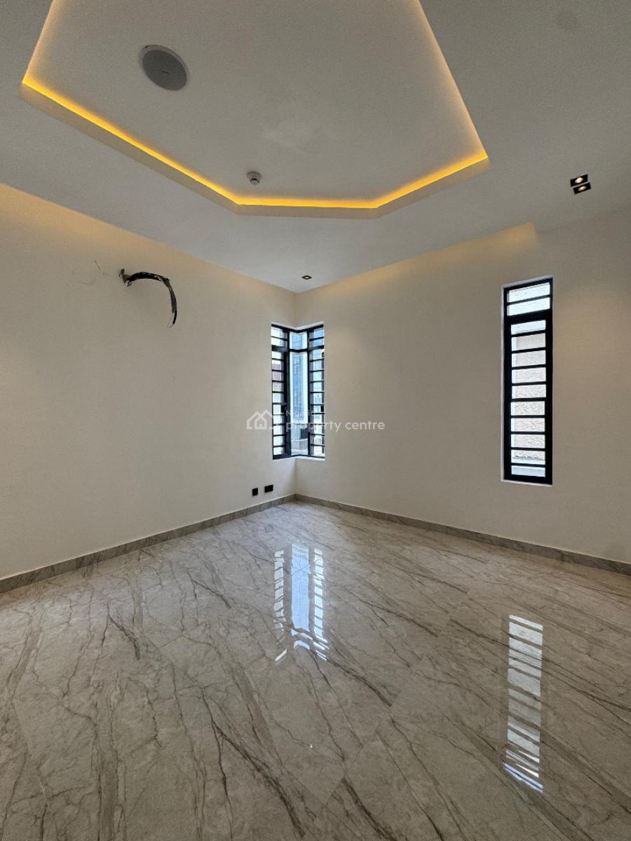 Classy  4 Bedroom Terrace with a Bq in a Secure Environment, Lekki Phase 1, Lekki, Lagos, Terraced Duplex for Sale