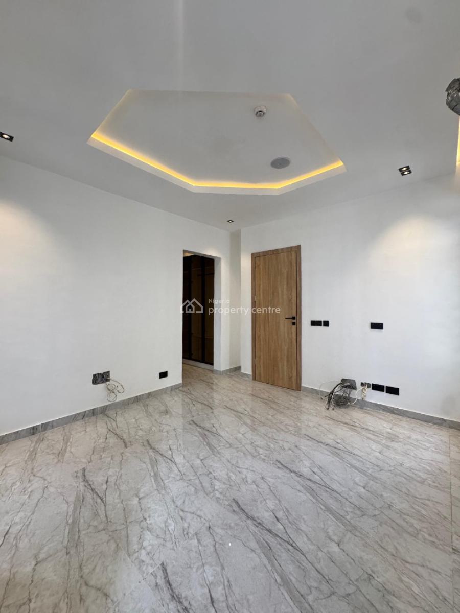 Classy  4 Bedroom Terrace with a Bq in a Secure Environment, Lekki Phase 1, Lekki, Lagos, Terraced Duplex for Sale