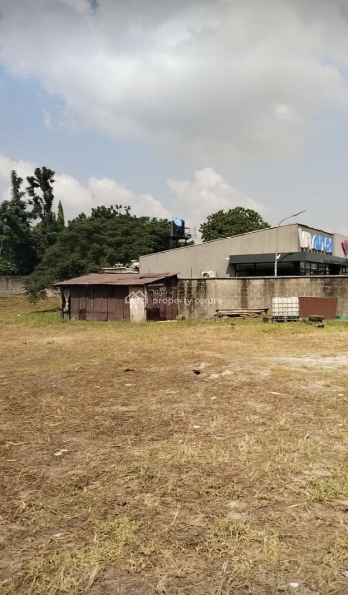 Land Measuring 2400sqm and Fenced with Gate Directly on C. M. D Road, C. M. D Road, Magodo, Lagos, Land for Rent