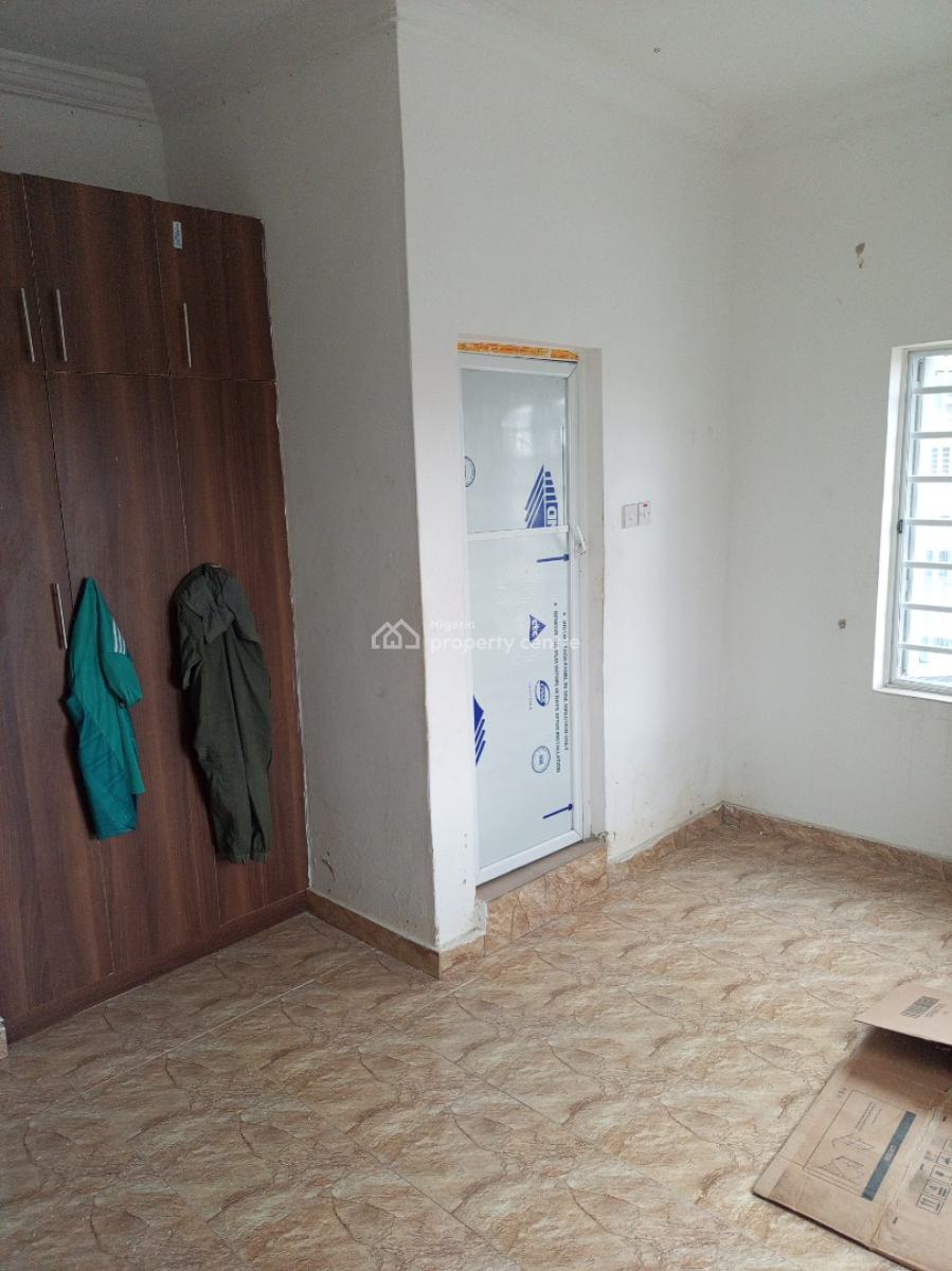 Sharp and Serene 2bedroom Apartment (upstairs), Marshy Hill Estate, Ado, Ajah, Lagos, Flat / Apartment for Rent