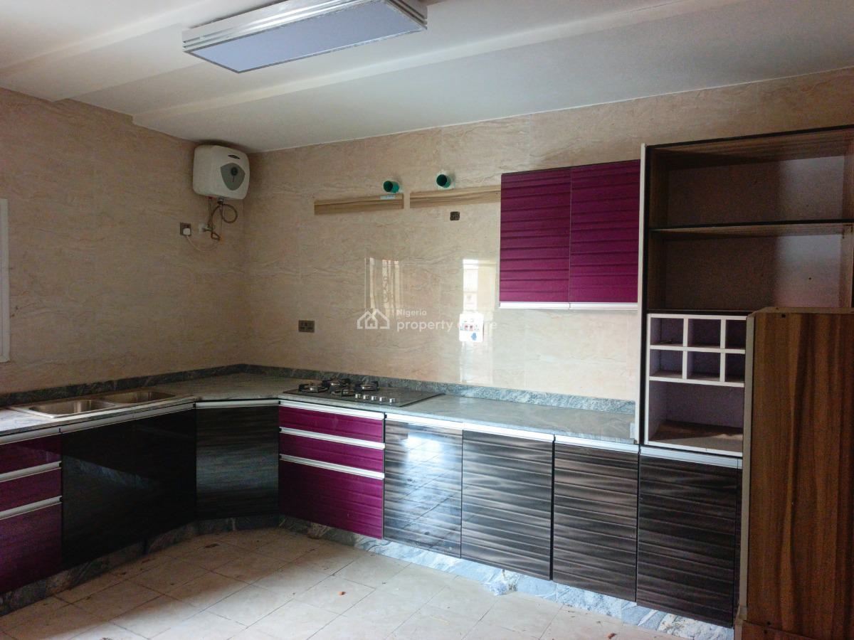 a Block of Flat 8 Units, Victoria Island (vi), Lagos, Block of Flats for Sale