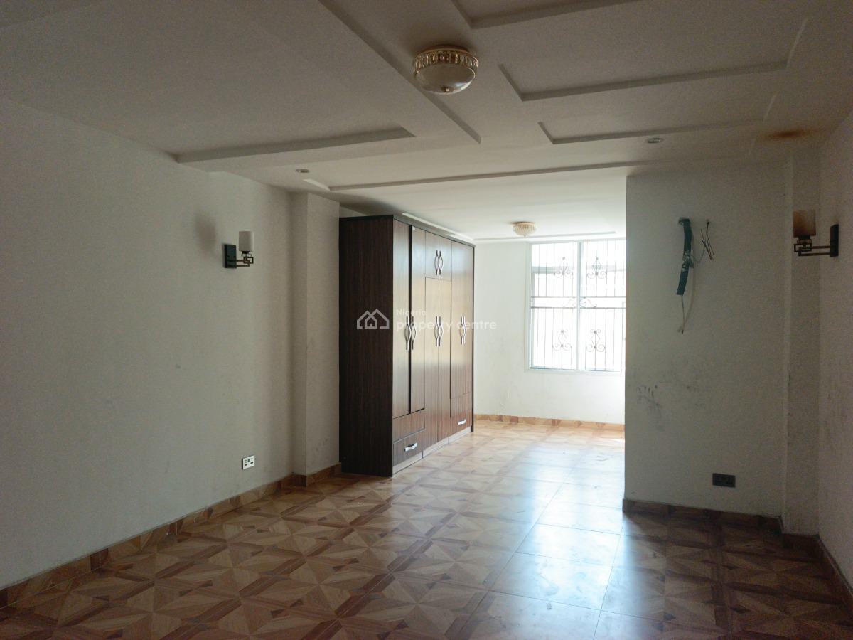 a Block of Flat 8 Units, Victoria Island (vi), Lagos, Block of Flats for Sale