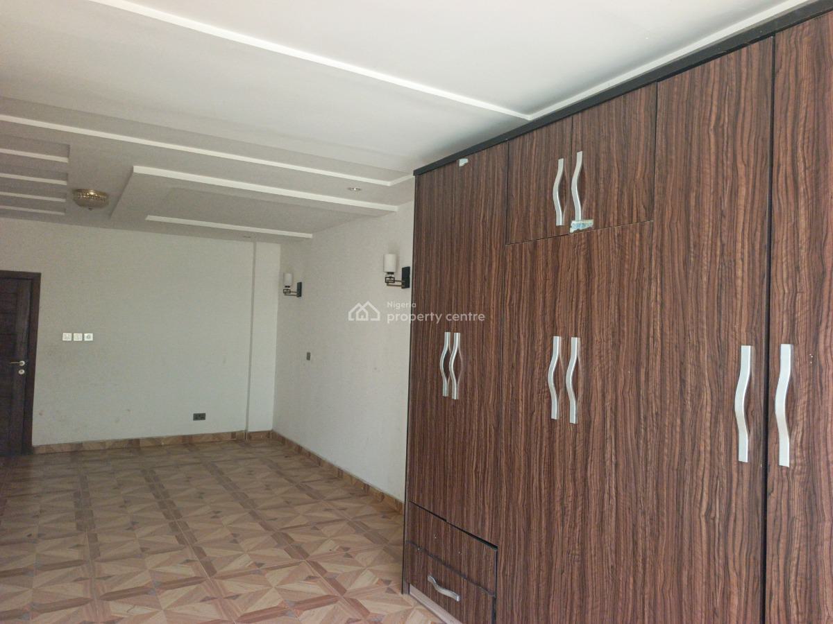 a Block of Flat 8 Units, Victoria Island (vi), Lagos, Block of Flats for Sale