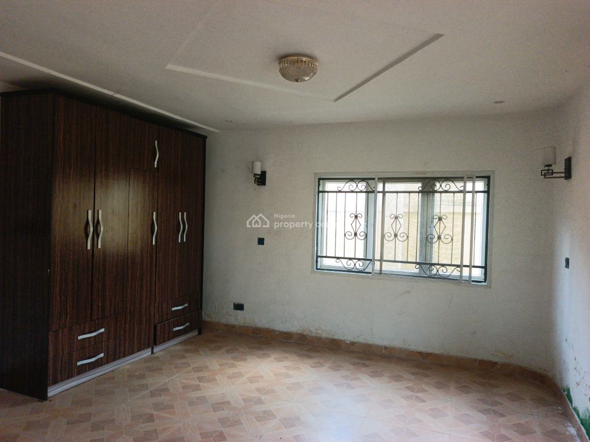 a Block of Flat 8 Units, Victoria Island (vi), Lagos, Block of Flats for Sale