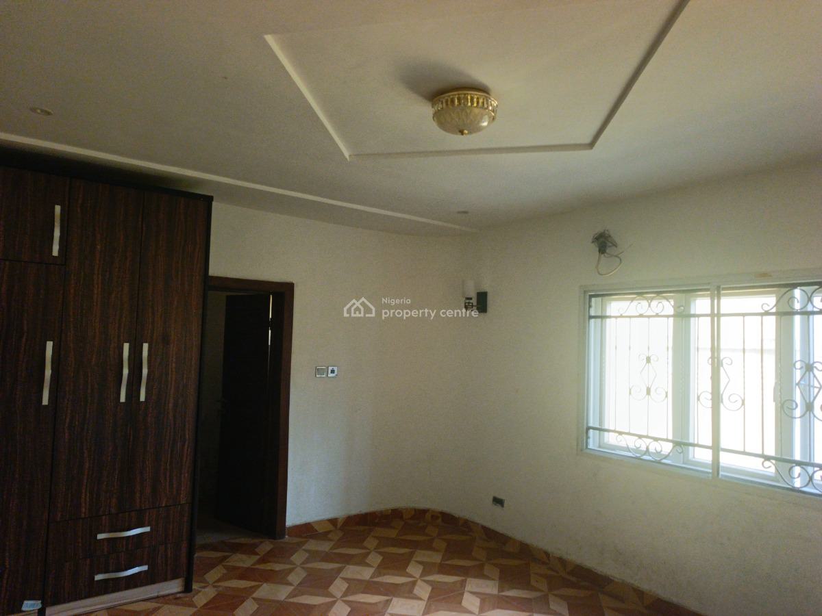 a Block of Flat 8 Units, Victoria Island (vi), Lagos, Block of Flats for Sale