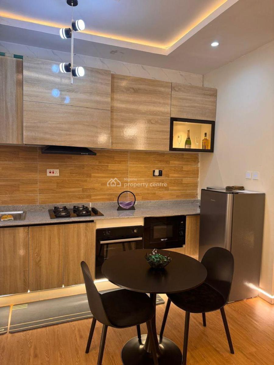 Fully Air Conditioned 1 Bed Apartment with Ps5, Puzzle and Ludo Games Available, Ologolo, Lekki, Lagos, Flat / Apartment Short Let