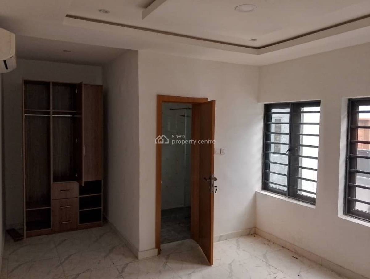 4 Bedrooms Terrace Duplex with a Bq, Ikeja, Lagos, Terraced Duplex for Sale