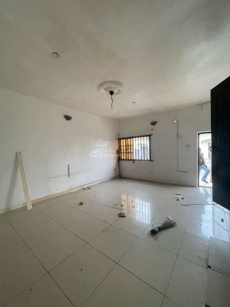 2 Bedroom B   in a Secured Estwte, Majek, Bashorun Estate, Sangotedo, Ajah, Lagos, Flat / Apartment for Rent