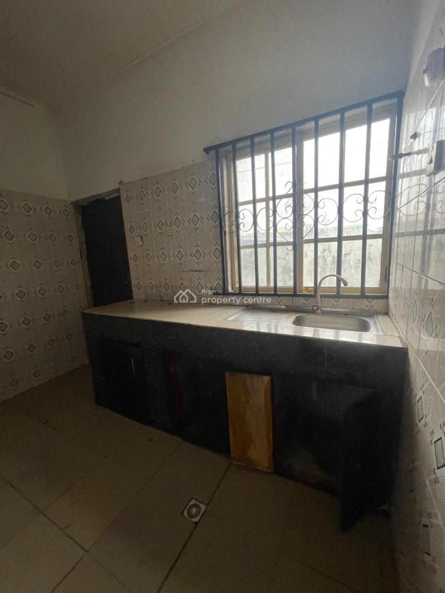 2 Bedroom B   in a Secured Estwte, Majek, Bashorun Estate, Sangotedo, Ajah, Lagos, Flat / Apartment for Rent