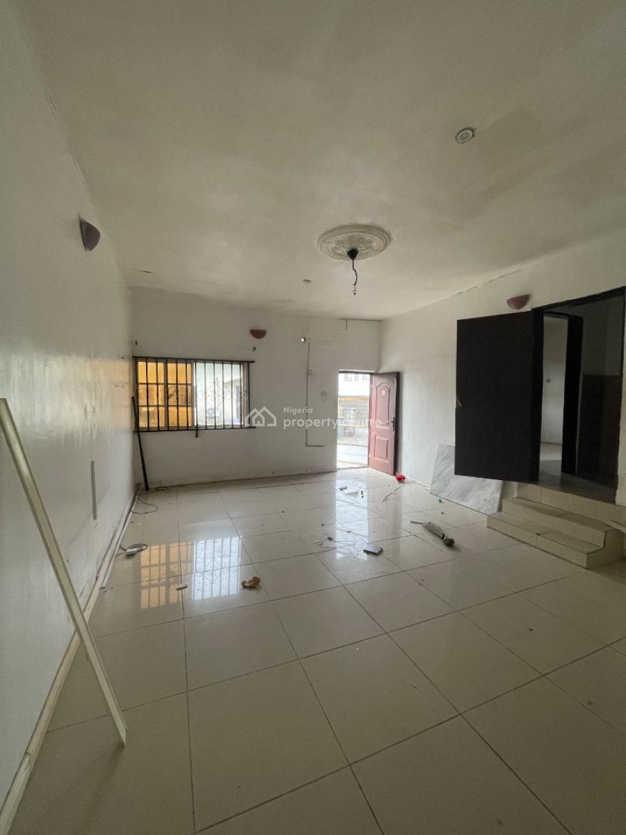2 Bedroom B   in a Secured Estwte, Majek, Bashorun Estate, Sangotedo, Ajah, Lagos, Flat / Apartment for Rent