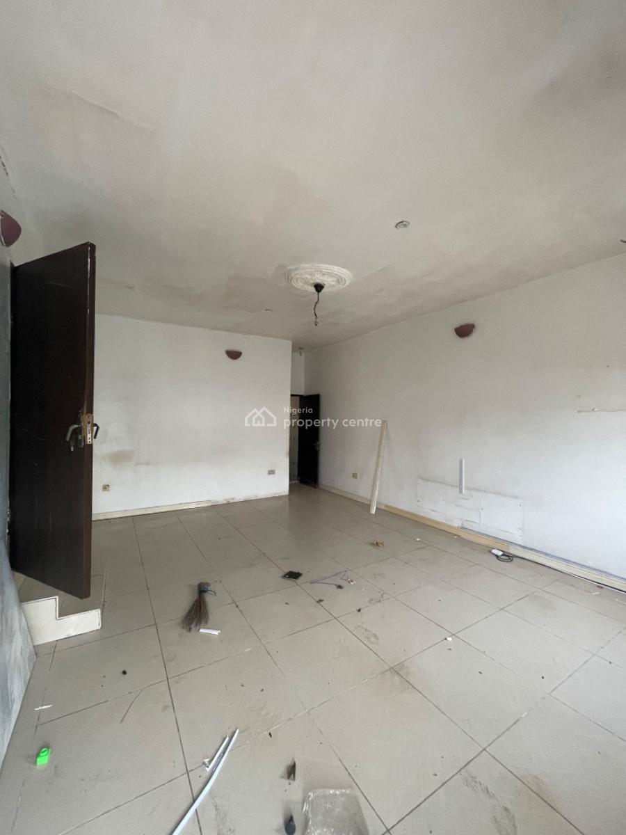 2 Bedroom B   in a Secured Estwte, Majek, Bashorun Estate, Sangotedo, Ajah, Lagos, Flat / Apartment for Rent