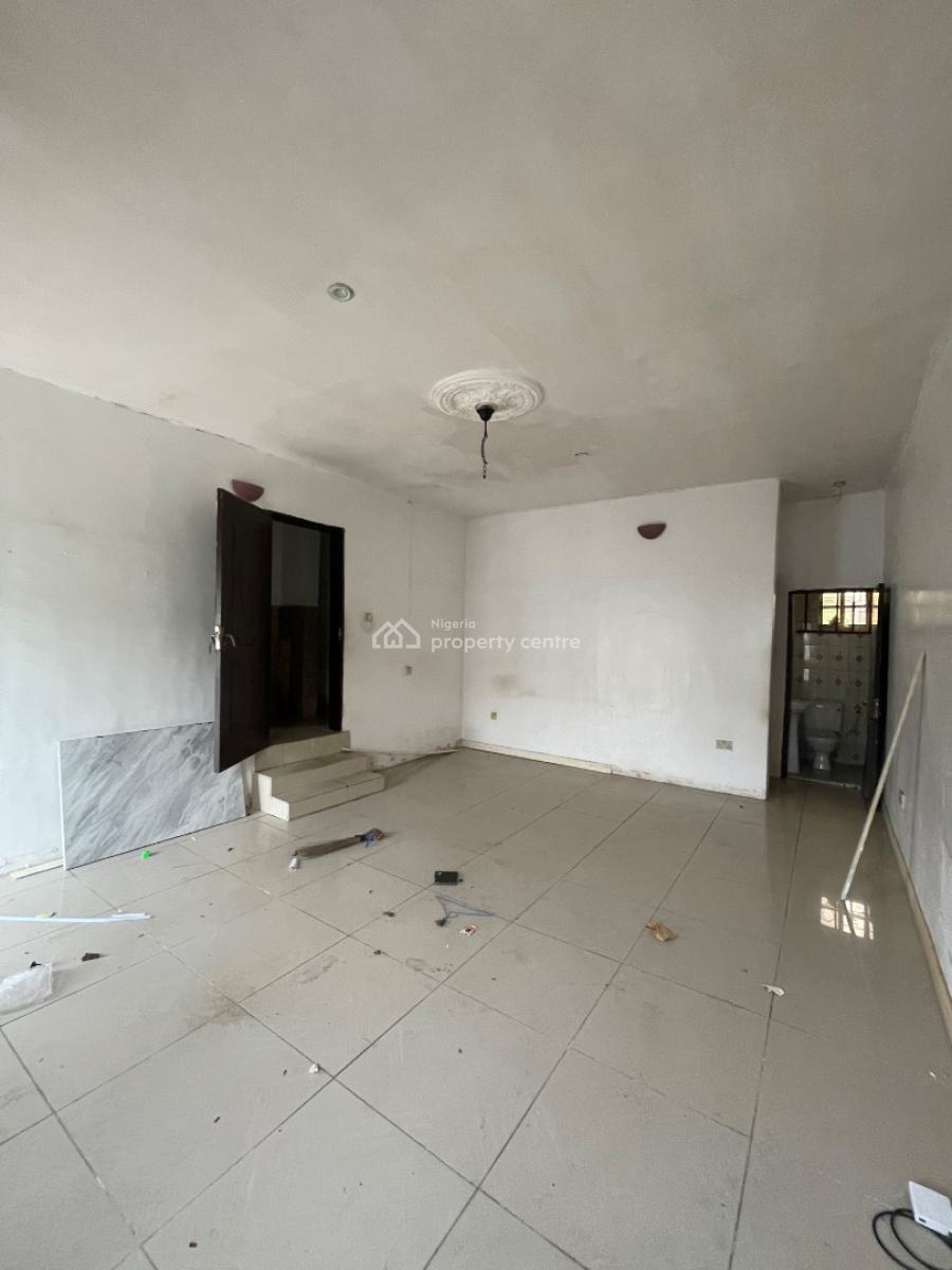 2 Bedroom B   in a Secured Estwte, Majek, Bashorun Estate, Sangotedo, Ajah, Lagos, Flat / Apartment for Rent