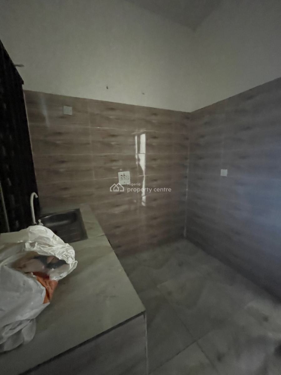 2 Bedrooms in a Secured Estate, Majek, Bashorun Estate, Sangotedo, Ajah, Lagos, Flat / Apartment for Rent