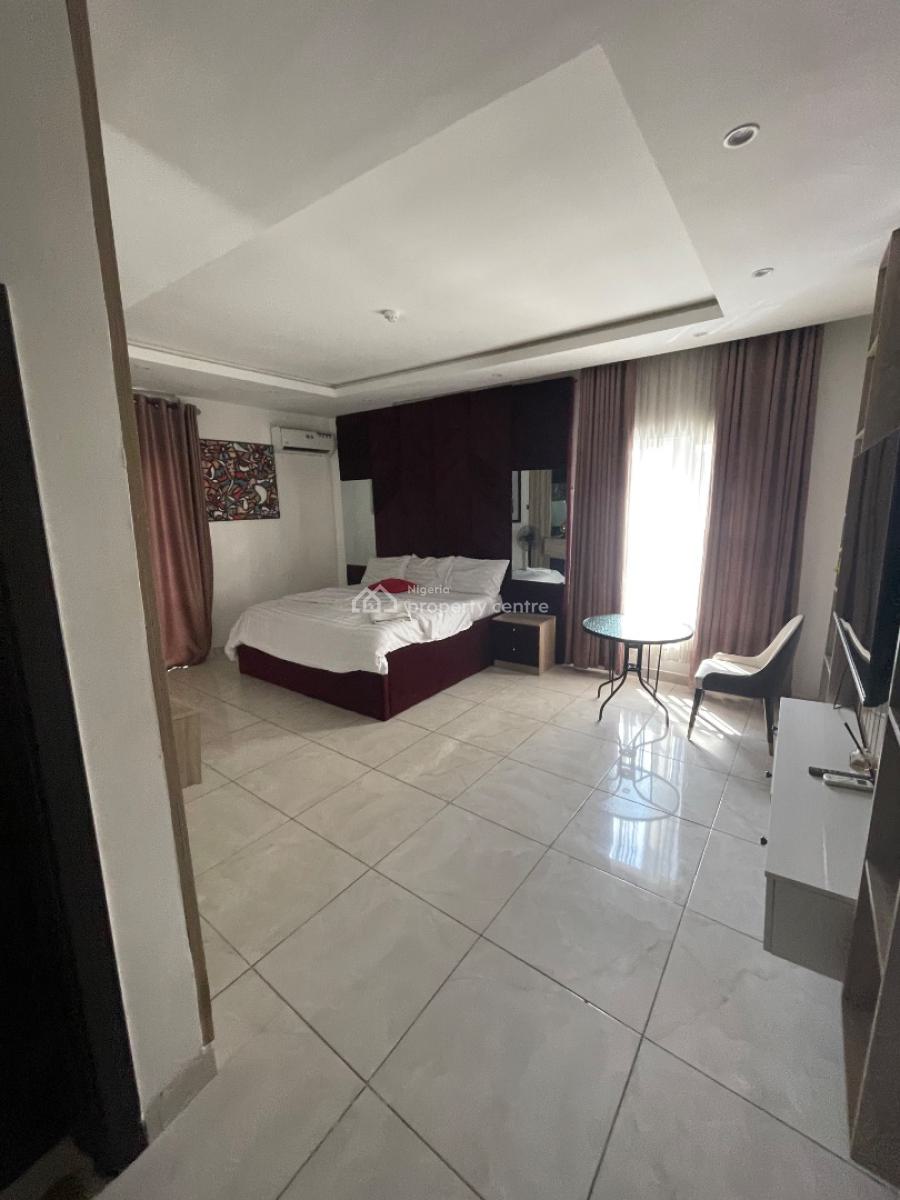 Luxury Spacious 3bed Apartment with a Bq Going As Unfurnished, Lekki Right Inside an Estate, Lekki Phase 1, Lekki, Lagos, Flat / Apartment for Rent