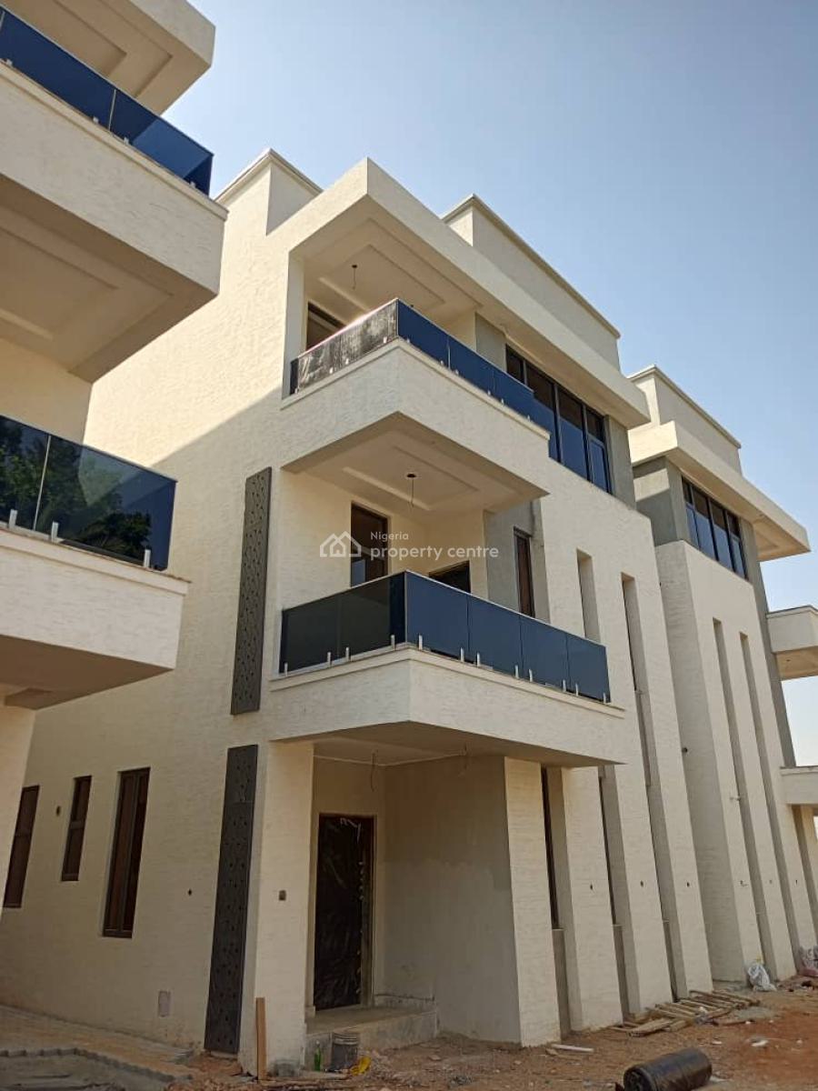 5bedroom Triplex +bq, Asokoro District, Abuja, Terraced Duplex for Sale