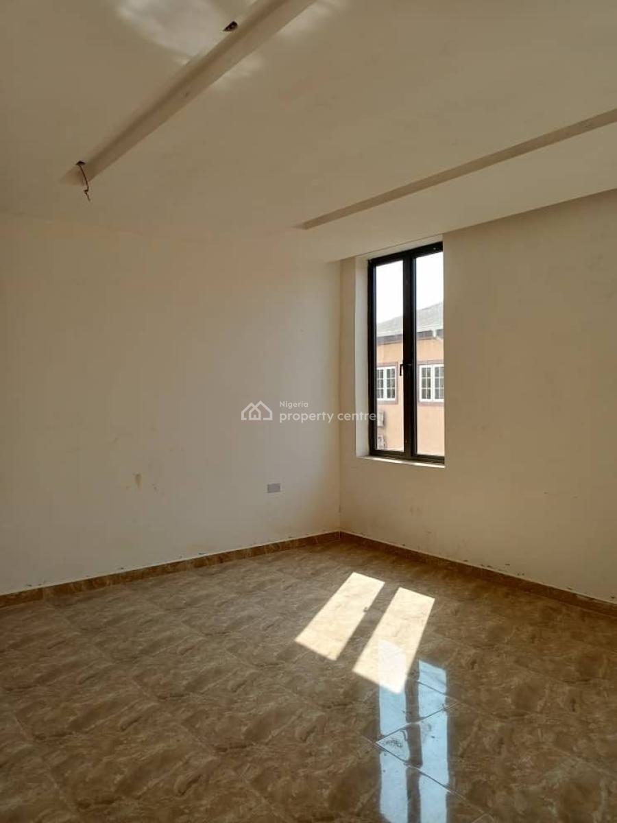 5bedroom Triplex +bq, Asokoro District, Abuja, Terraced Duplex for Sale